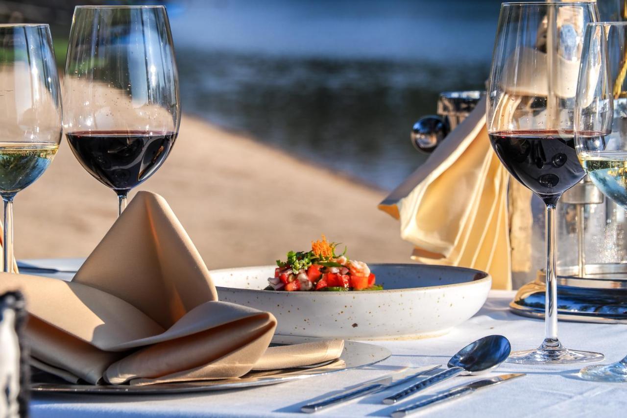 פאנג-נגה Wanakarn Beach Resort & Spa מראה חיצוני תמונה